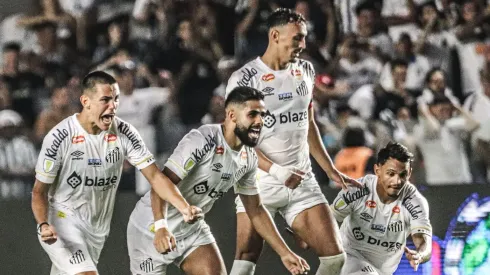 Renato Gaúcho pede, e Grêmio tem grande interesse na contratação de titular do Santos. Foto: Reinaldo Campos/AGIF