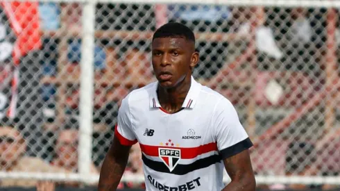 Situação de Arboleda segue indefinida (Foto: Rubens Chiri/Saopaulofc.net/Divulgação)