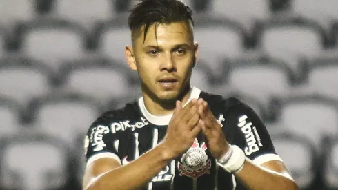 Romero, do Corinthians, cita Gustavo Gómez do Palmeiras e aponta os melhores zagueiros do Brasil. Foto: Gabriel Machado/AGIF
