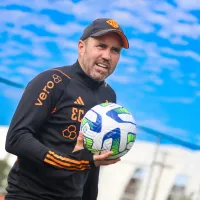 Pupilo de Coudet \'some\' dos jogos e pode deixar o Internacional em breve