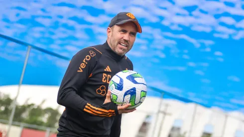 Indicado por Coudet, jogador tem futuro incerto no Inter (Foto: Ricardo Duarte/Internacional/Divulgação)