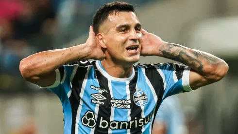 Grêmio surpreende e topa liberar Cristaldo para rival brasileiro com uma condição. Foto: Maxi Franzoi/AGIF
