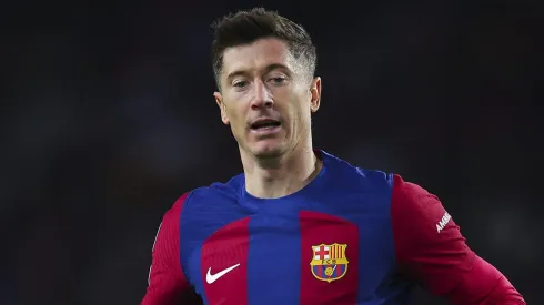 Salário de R$ 438 milhões Lewandowski recebe oferta para deixar o Barcelona. (Photo by Eric Alonso/Getty Images)