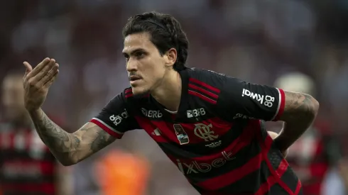 RJ - RIO DE JANEIRO - 30/03/2024 - CARIOCA 2024, NOVA IGUACU X FLAMENGO FINAL - Pedro jogador do Flamengo comemora seu gol durante partida contra o Nova Iguacu no estadio Maracana pelo campeonato Carioca 2024. (Foto: Jorge Rodrigues/AGIF)