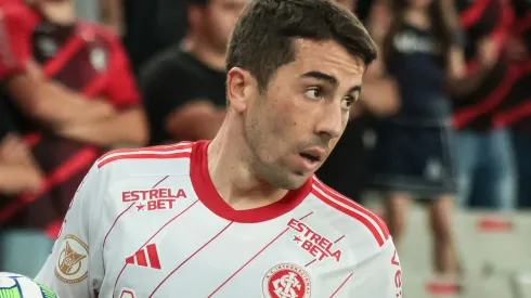 De Pena se manifesta sobre informação de rescisão de contrato com o Internacional. Foto: Robson Mafra/AGIF