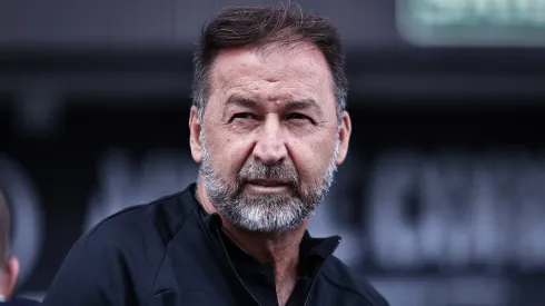 Grana nos cofres Corinthians lucra R$ 13 milhões com venda de defensor. Foto: Fabio Giannelli/AGIF