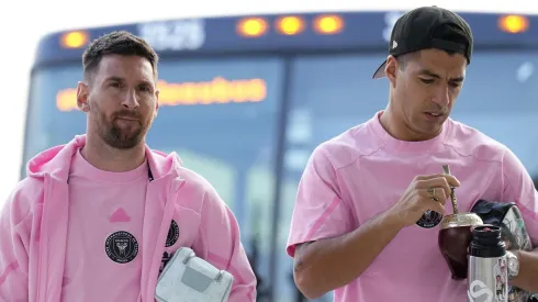 Jogadores do Inter Miami foram cobrar a arbitragem e o treinador do Monterrey (Photo by Rich Storry/Getty Images)
