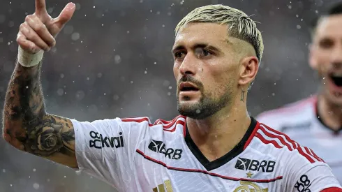 Arrascaeta recebe proposta para deixar o Flamengo. Foto: Thiago Ribeiro/AGIF