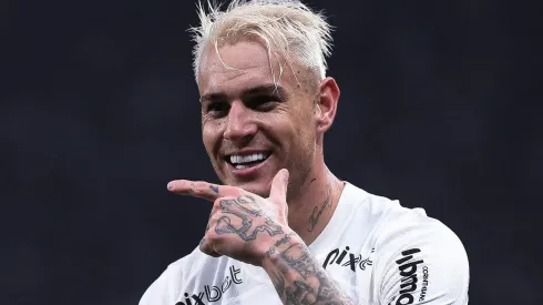 Ex-Corinthians, Róger Guedes tem nome ligado a dois rivais do Brasileirão e Jorge Nicola atualiza informação. Foto: Ettore Chiereguini/AGIF