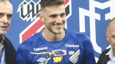 Bento deixa o Manchester United 'de lado' e avança em negociações com outra equipe. Foto: Gabriel Rosa Machado/AGIF