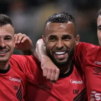 Corinthians busca por reforço e o volante Alex Santana do Athletico Paranaense vira opção