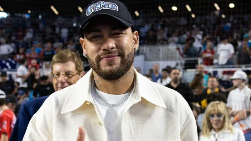 Neymar, Oscar, Vini Jr e mais: Os 5 jogadores brasileiros mais bem pagos do mundo. (Photo by Brennan Asplen/Getty Images)