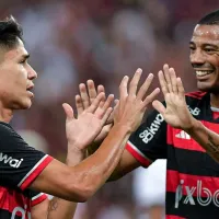 Flamengo amassa o São Paulo e assume a liderança do Brasileirão