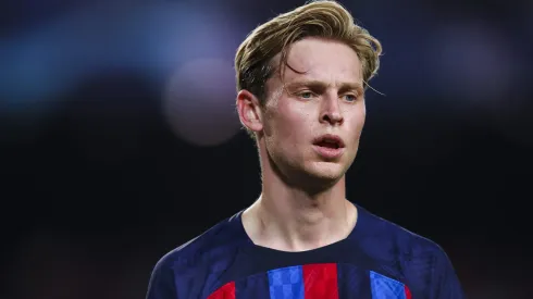 Bayern de Munique decide contratar De Jong, e Barcelona impõe condição para vendê-lo. (Photo by Eric Alonso/Getty Images)
