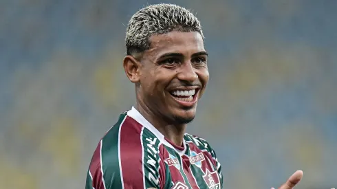 Rival do Fluminense pode ir com tudo para assinar com John Kennedy. Foto: Thiago Ribeiro/AGIF