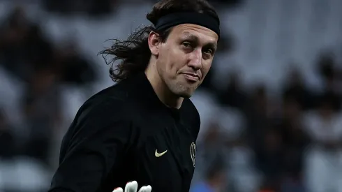 Jornalista sugere acerto de Cássio, do Corinthians, com tricampeão da Libertadores: "Liga para ele". Foto: Fabio Giannelli/AGIF