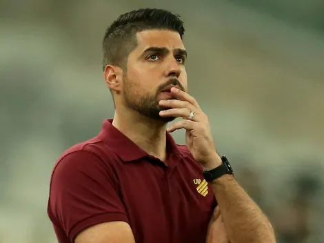 Milton Neves aponta substituto ideal para António Oliveira no comando do Corinthians