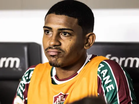 Bastidores polêmicos sobre afastamento de John Kennedy no Fluminense vêm à tona