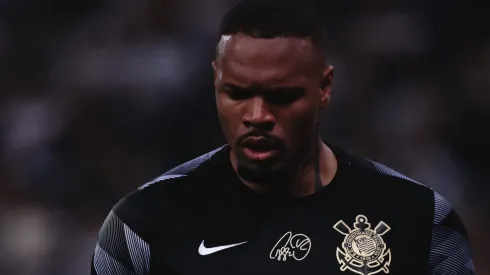 Goleiro Carlos Miguel pode ser novidade no time do Corinthians. Foto: Ettore Chiereguini/AGIF