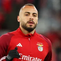 Arthur Cabral, do Benfica, é procurado e sinaliza positivo para assinar com time paulista