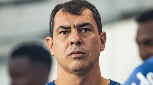 Fábio Carille pode trocar o Santos por outro gigante brasileiro. Foto: Abner Dourado/AGIF