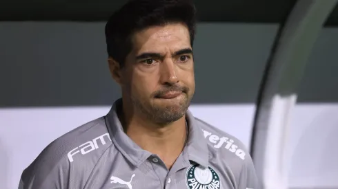 Abel Ferreira na partida contra o Botafogo-SP. Foto: Marcello Zambrana/AGIF