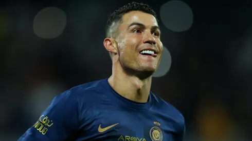 Cristiano Ronaldo está a 10 gols de atingir marca histórica do futebol mundial. (Photo by Yasser Bakhsh/Getty Images)