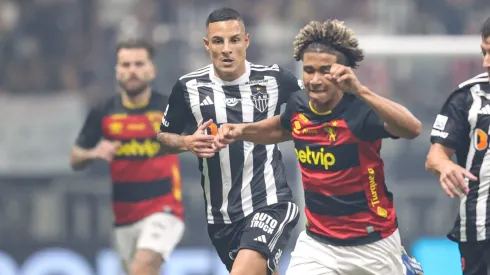 Real Madrid pega todos de surpresa e vem ao Brasil para contratar lateral. Foto: Gilson Lobo/AGIF