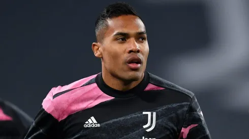São Paulo tem interesse em trazer Alex Sandro (Photo by Valerio Pennicino/Getty Images)