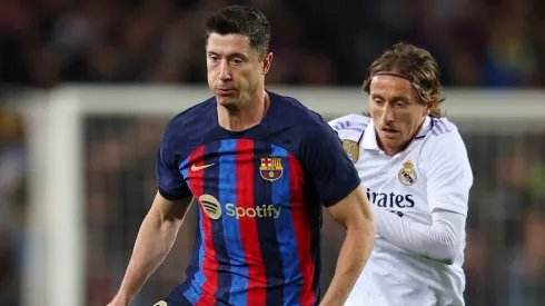 Barcelona supera o Real Madrid e se aproxima de fechar acordo histórico de R$ 656 milhões. (Photo by Eric Alonso/Getty Images)