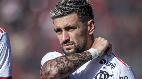 Arrascaeta e +3 jogadores cobram melhora no Flamengo. Foto: Isabela Azine/AGIF