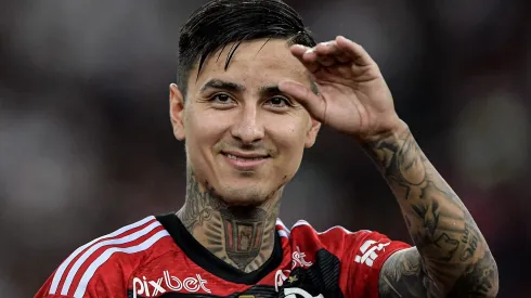 Diretoria do Flamengo busca reserva para a posição de Pulgar no mercado da bola. Foto: Thiago Ribeiro/AGIF