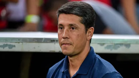 Após deixar o São Paulo, Thiago Carpini fecha com clube do Brasileirão Série A.