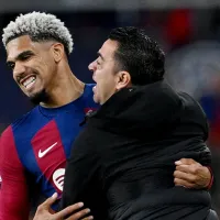 Xavi encerra silêncio sobre futuro de Ronald Araújo no Barcelona e manda recado