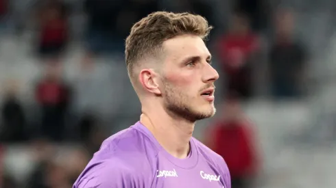 Bento, goleiro do Athletico, um dos destaques do futebol brasileiro.