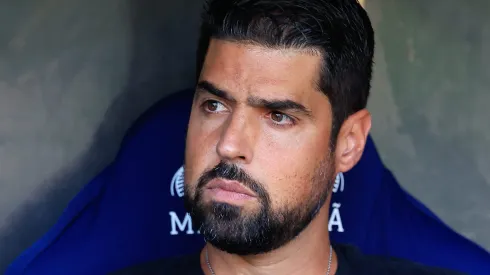 António Oliveira no banco de reservas. (Photo by Buda Mendes/Getty Images)