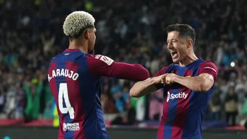 Aston Villa quer contratar jogador do Barcelona avaliado em R$ 388 milhões.