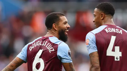 Manchester United pode fechar com Konsa, do Aston Villa (Photo by Nathan Stirk/Getty Images)