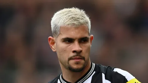 Bruno Guimarães é deixado de lado neste momento pelo PSG. Foto: Gareth Copley/Getty Images