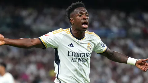 Técnico italiano mudou posição do brasileiro na Champions League (Foto: Angel Martinez/Getty Images)