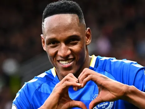 Ex-Barcelona, Yerry Mina fecha acordo verbal com o Cruzeiro