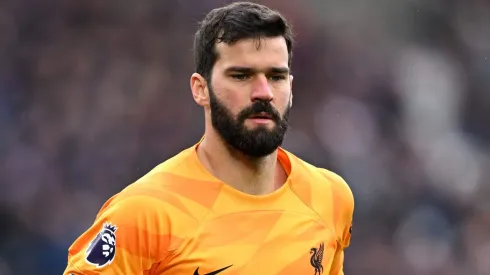 Goleiro do Liverpool e da Seleção Brasileira, Alisson pode fechar com clube inesperado (Photo by Justin Setterfield/Getty Images)