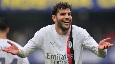 Bayern negocia com Milan pela transferência de Theo Hernández.