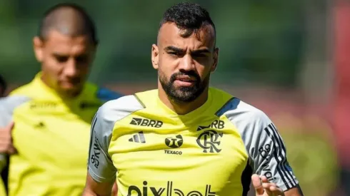 Fabrício Bruno ficou próximo do futebol inglês (Foto: Marcelo Cortes /CRF/ Divulgação)