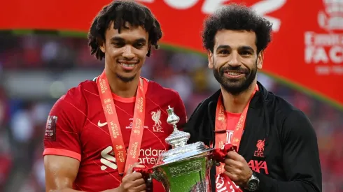 Real Madrid recebe aval para assinar com Alexander-Arnold (Photo by Shaun Botterill/Getty Images)