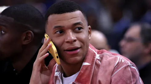 Mbappé agora defenderá as cores do Real Madrid (Photo by Dean Mouhtaropoulos/Getty Images)