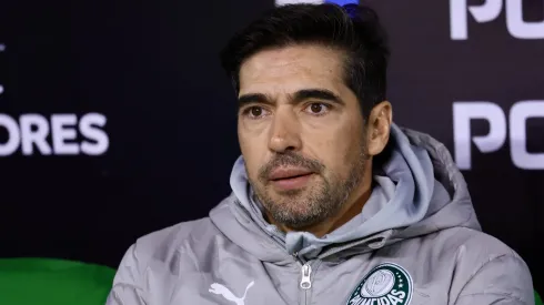 Abel Ferreira, técnico do Palmeiras, pode perder jogador em breve. Foto: Marcello Zambrana/AGIF