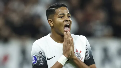 Corinthians, Botafogo, Vasco, Flamengo e mais: As maiores dívidas do futebol brasileiro.