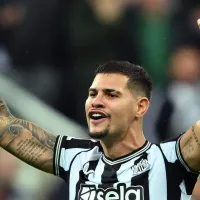 Bruno Guimarães vira alvo prioritário de rival do Manchester City