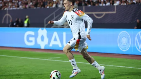 Wirtz em campo pela Alemanha contra a Ucrânia, em amistoso (Foto: Alex Grimm/Getty Images)